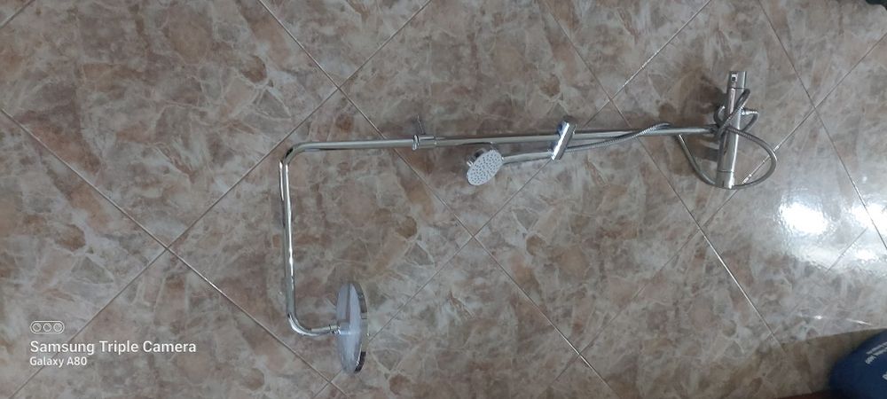 Shower Column454447167533885441