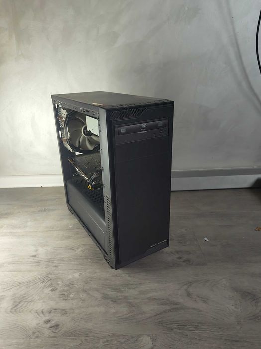 Komputer Intel i7 | GTX 1070 8GB | 16GB RAM | SSD | WiFi