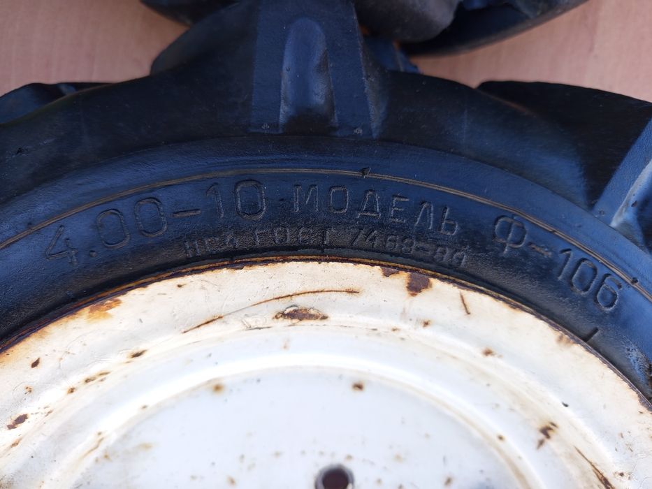 Колеса резинові ялинка 4*10 мотоблок мотокультиватор культиватор фреза