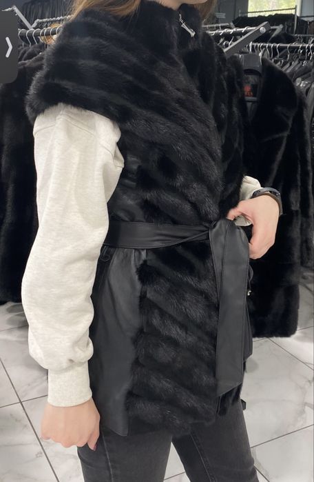 Жилетка з норки натуральна