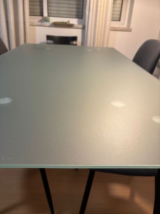 Mesa de Jantar com 4 cadeira