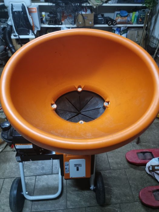 Rozdrabniacz do gałęzi STHIL GH 370 S Nowy