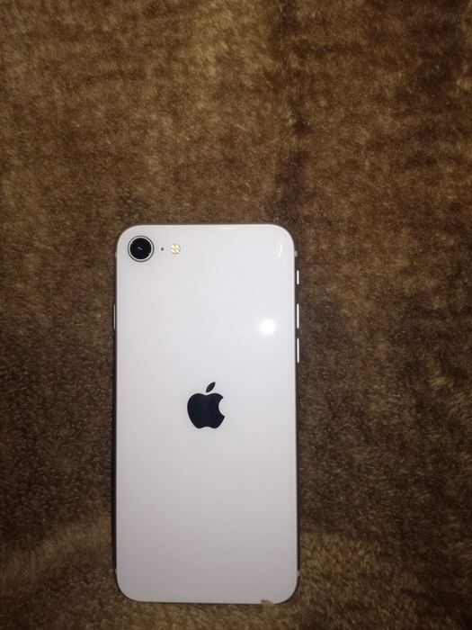 Продам iPhone SE 3 2022 (Neverlock, Оригінал)