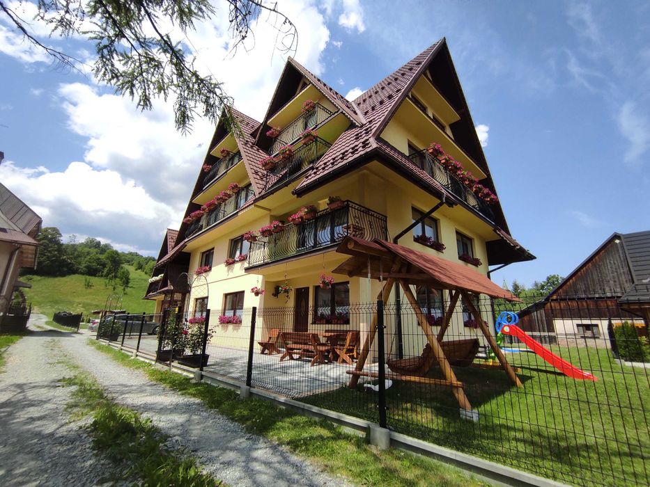 Noclegi Witów koło Zakopanego, blisko Term Chochołowskich.