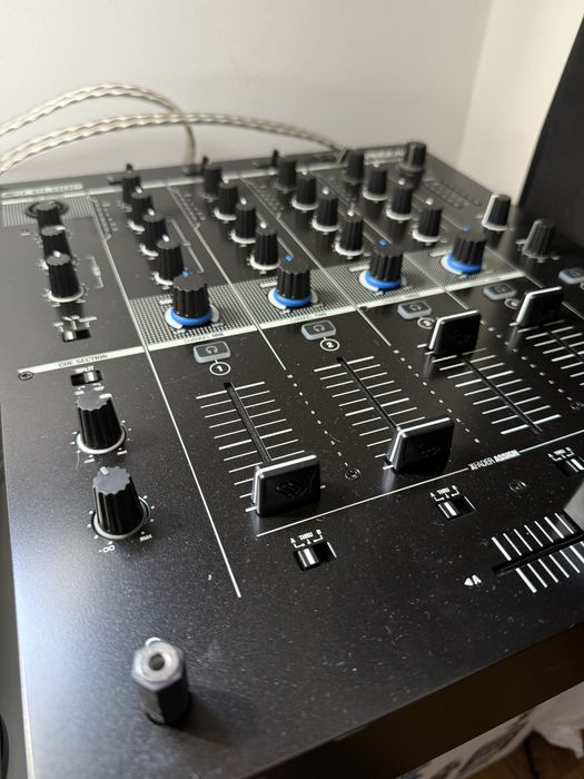 Mixer Reloop RMX 44