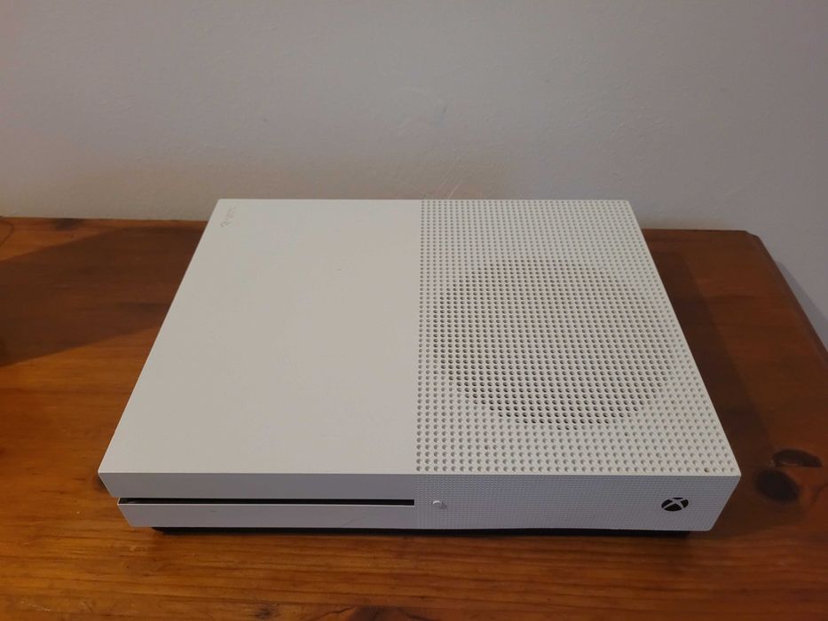 Xbox One S Branco –
