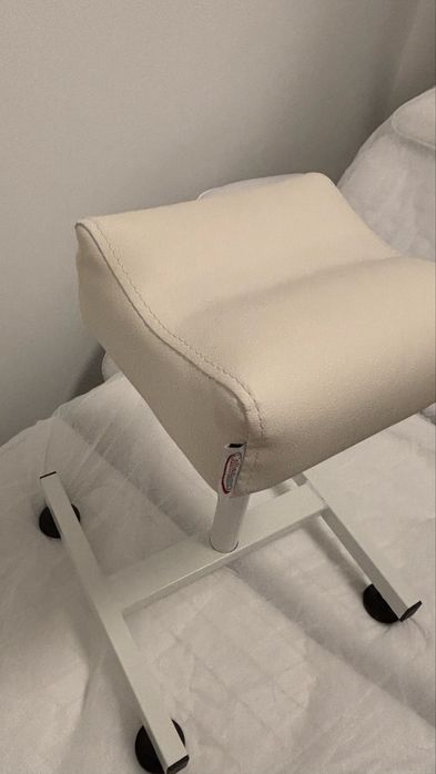 Podnóżek do fotela pedicure