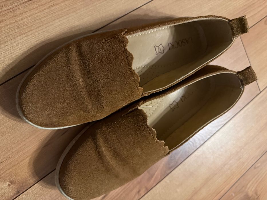 Zamszowe espadryle lasocki