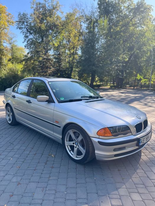 Продам BMW e46 318i