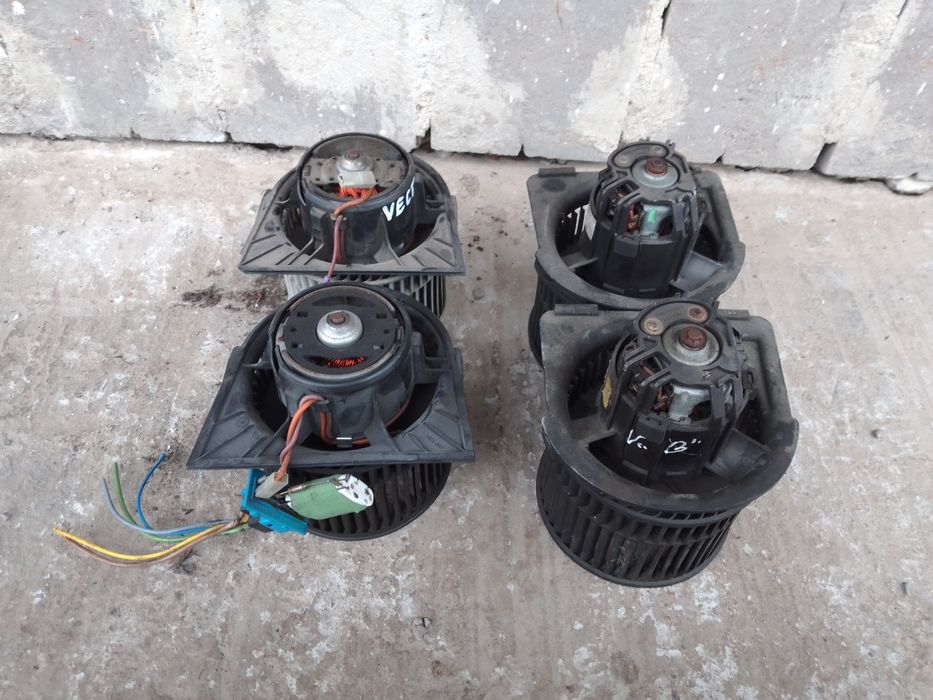 Моторчик  вентилятор пічки Opel Vectra B