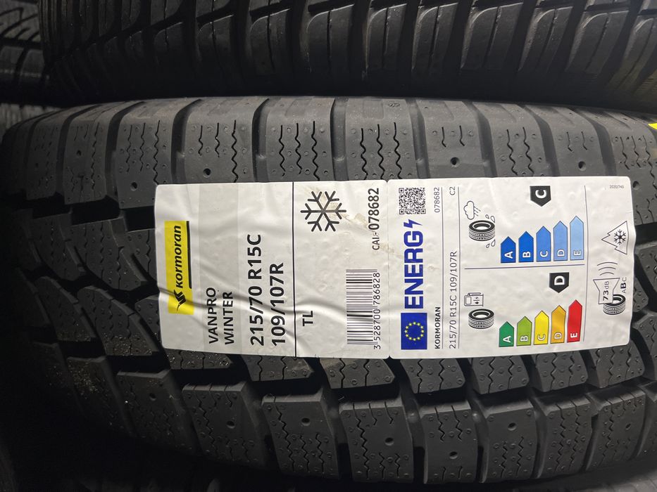 NOWY Komplet Opon Kormoran 215/70/15C