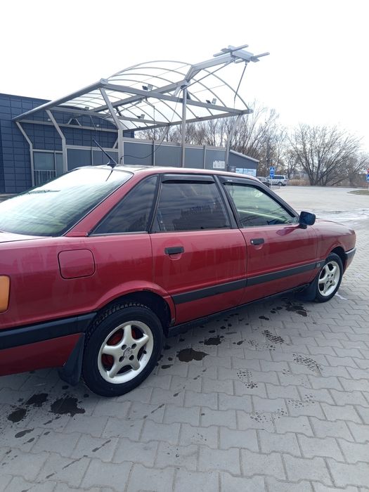 Продам Ауді 80 б3