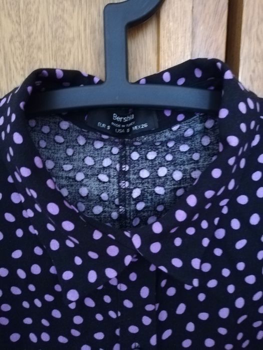 Vestido midi às bolinhas Bershka