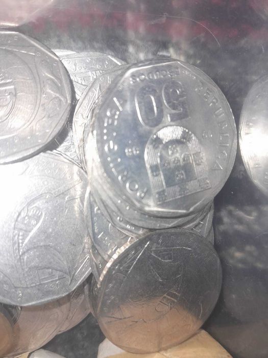Moedas 50 escudos portuguesa 1986