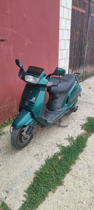 Skuter Peugeot Sv125