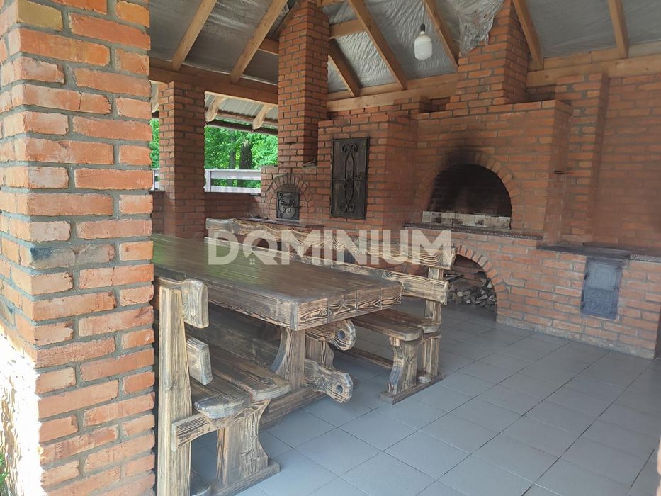 Продається відпочинковий комплекс в самому серці Карпат