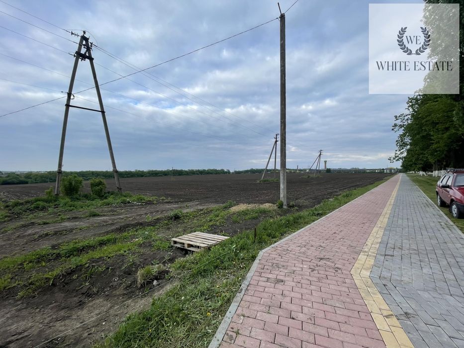 Оренда ділянки біля дороги с. Острів