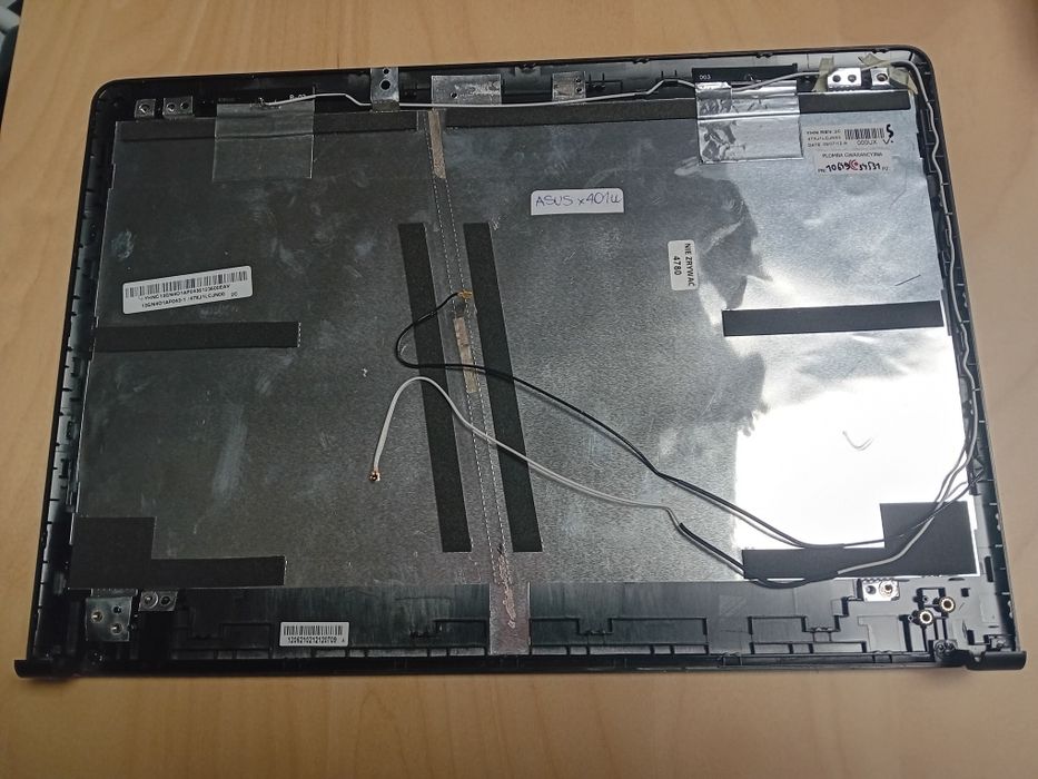 Klapa obudowa matrycy Asus x401u