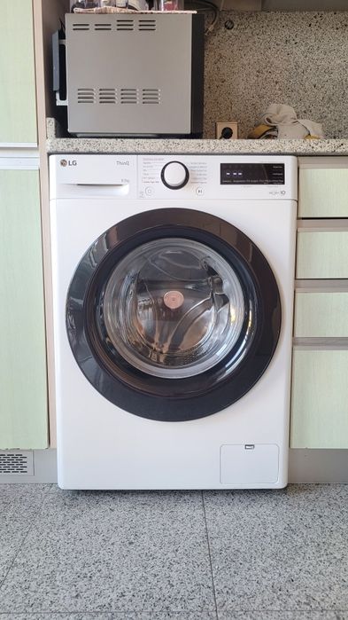 Máquina de Lavar Roupa LG 8.5 kg - 1200 rpm