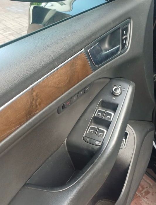 Продам автомобіль AUDI Q5