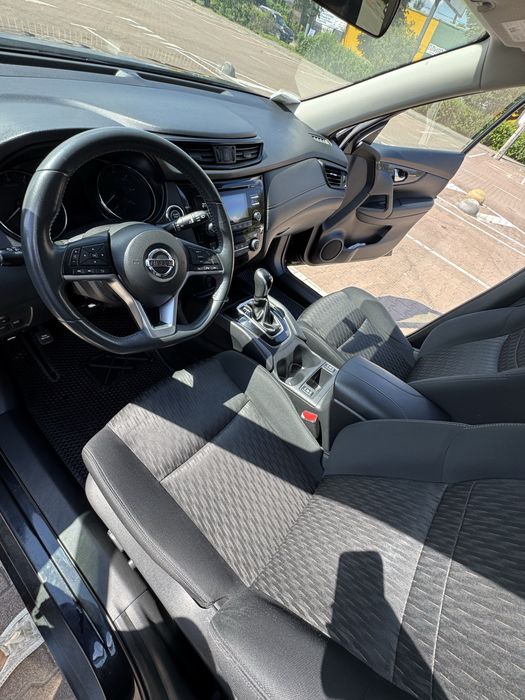 Продам власне авто Nissan Rouge 2017 року