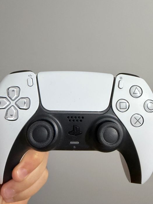 Konsola PS5 slim E-chassis 1TB