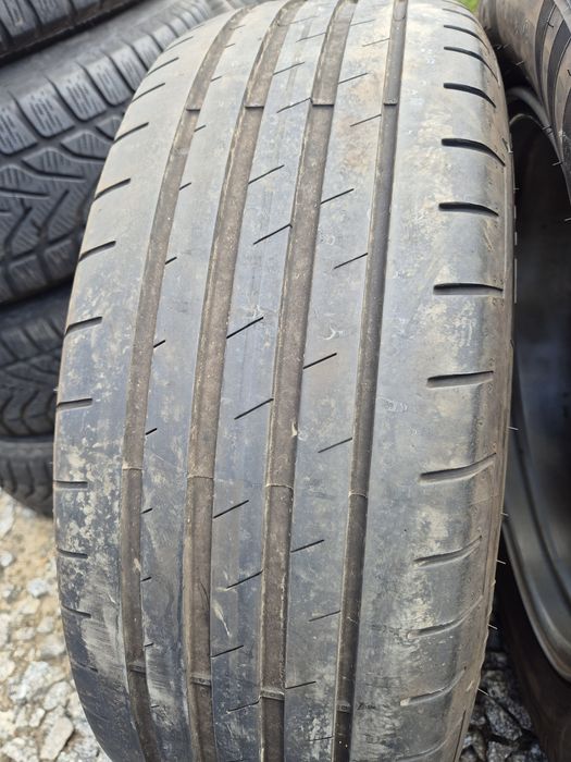 Nissan Koła letnie 215/60 R17