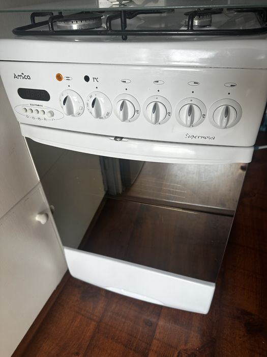 Kuchenka Amica Electronic