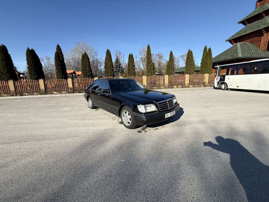 Mercedes-Benz S-Class W140