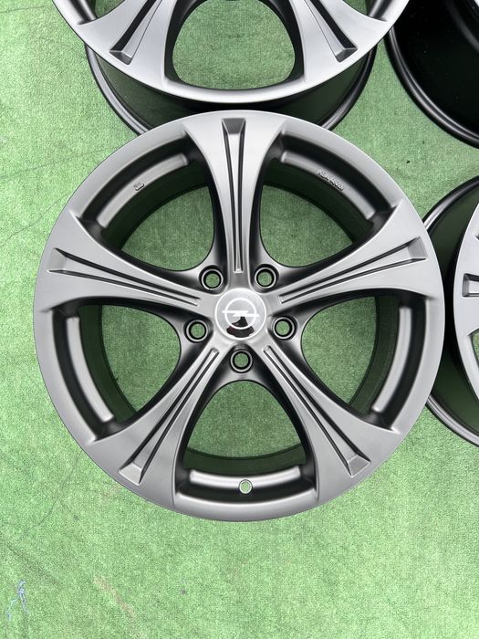Диски 5/120 r18 Opel Insignia