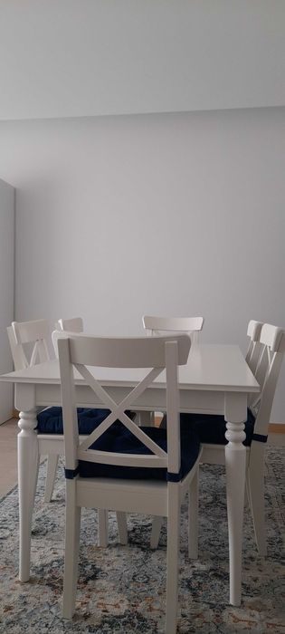 Conjunto Mesa Extensivel e 6 Cadeiras (IKEA)