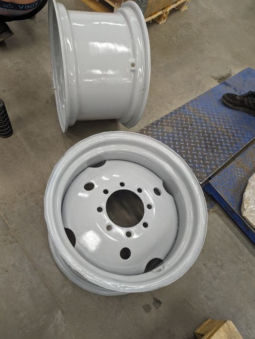 Комплект ПЕРЕДНІЙ МІСТ МТЗ 82 Передний Мост мТз 80/82/892 + Колеса