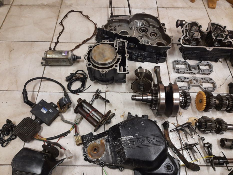 Bmw F650 st silnik Rotax części cylinder głowica skrzynia moduł Jelenia ...