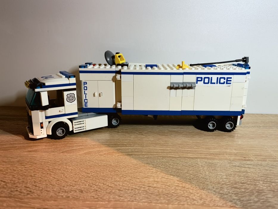 Lego city policja 60044