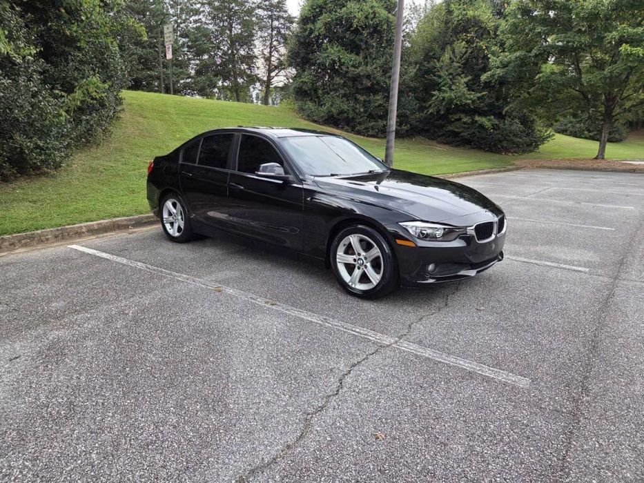 BMW 3 Series 320i      2015