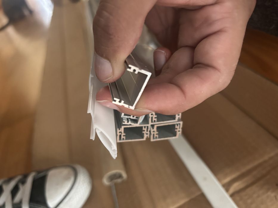 calha para LED de superfície com difusor - 20x10mm