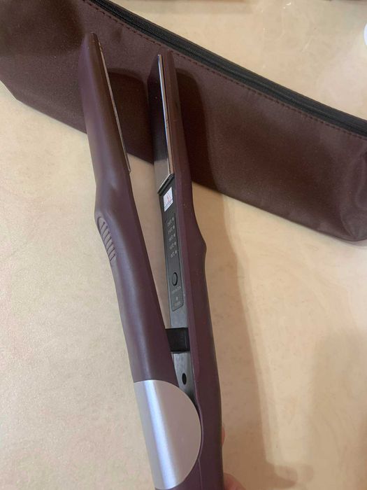 Утюжок для выпрямления волос Be-Uni с зеркальным титановым покрытием