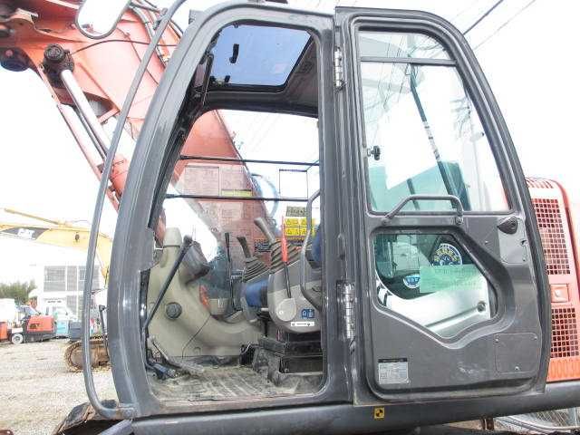 Гусеничный экскаватор  Hitachi ZX135USOS-3