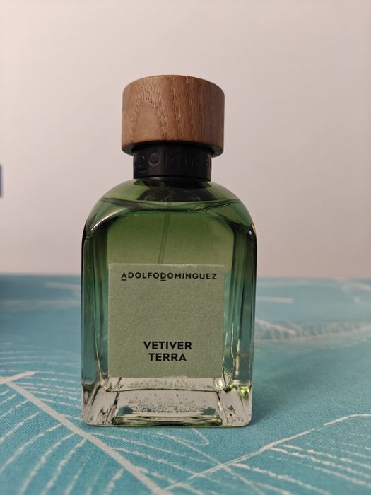 Adolfo dominguez vetiver terra 100 ml