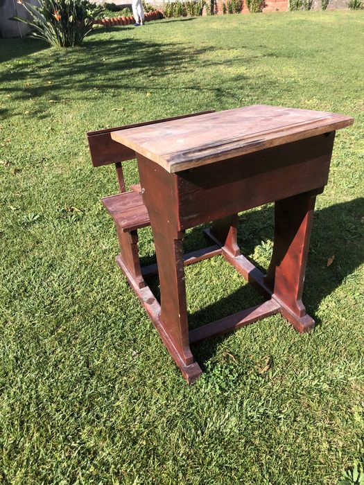 Secretarias de escola antigas