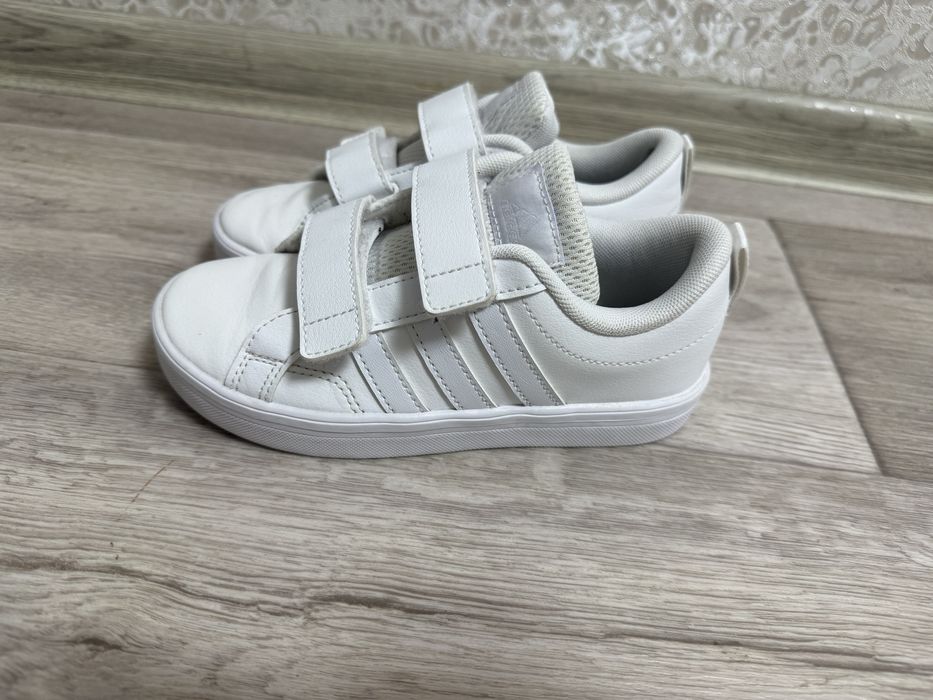 Кросовки adidas