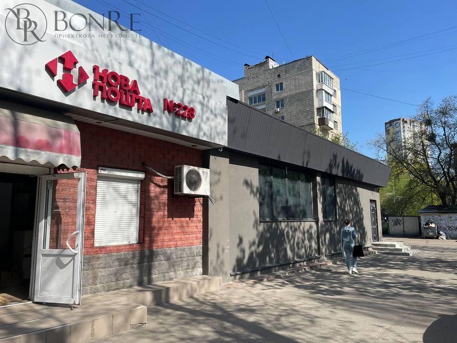 Фасадне, Торгове, Проспект Голосіївський 108/2, 96м2.