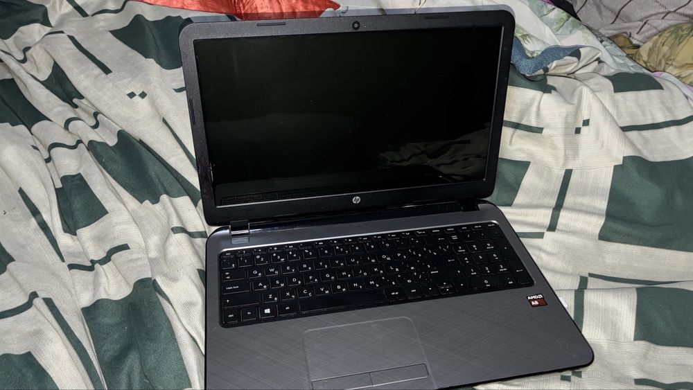 Hp 15,6 AMD A8-6410 8gb озу SSD 512 гб