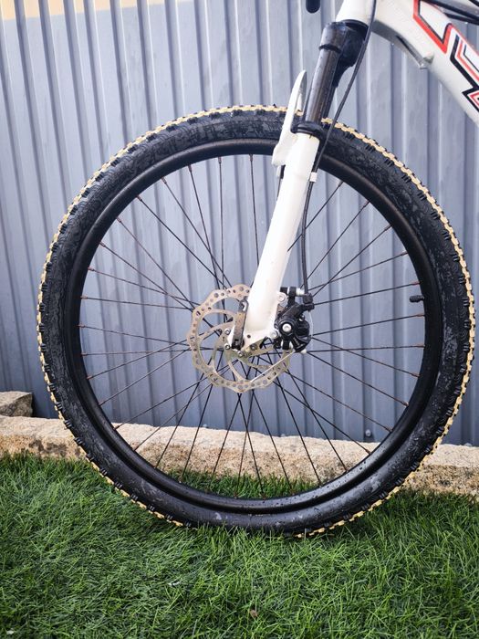 Bicicleta YMPEK Three 26" Nova (Sem uso)