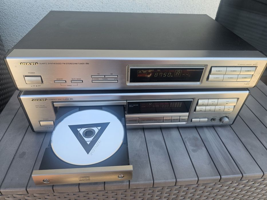 Onkyo DX-6810 i tunera T-4830