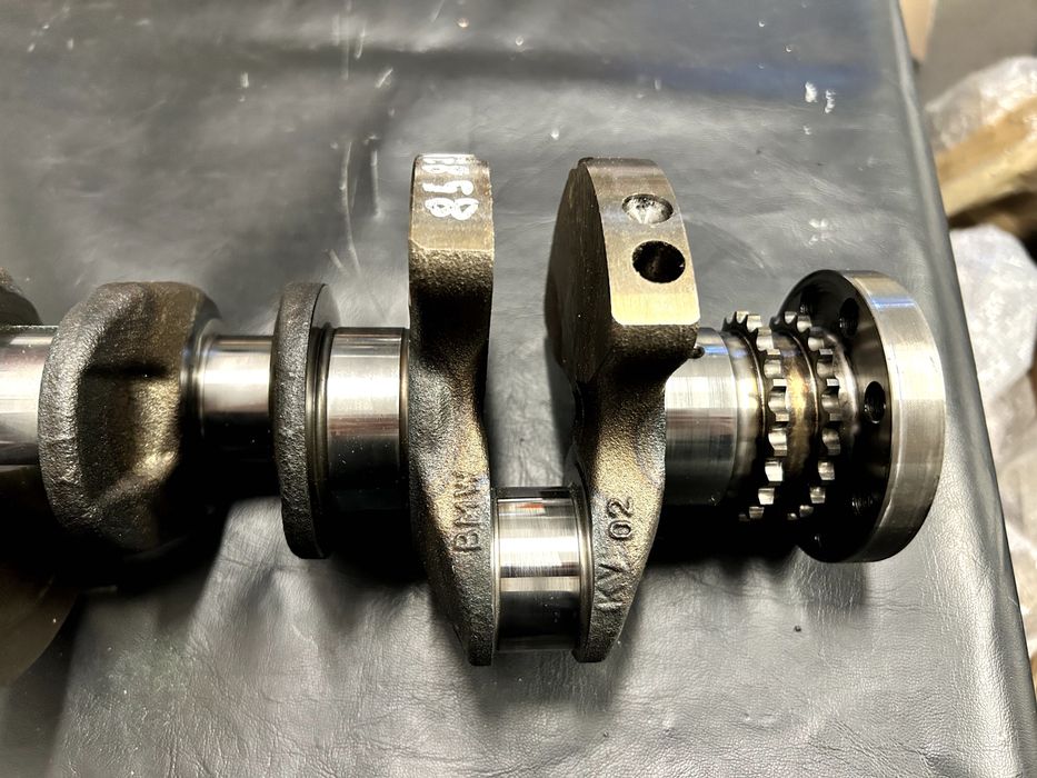 Wał korbowy Bmw Mini B37C15A f48 f20 f55 f56 1.5d nominał