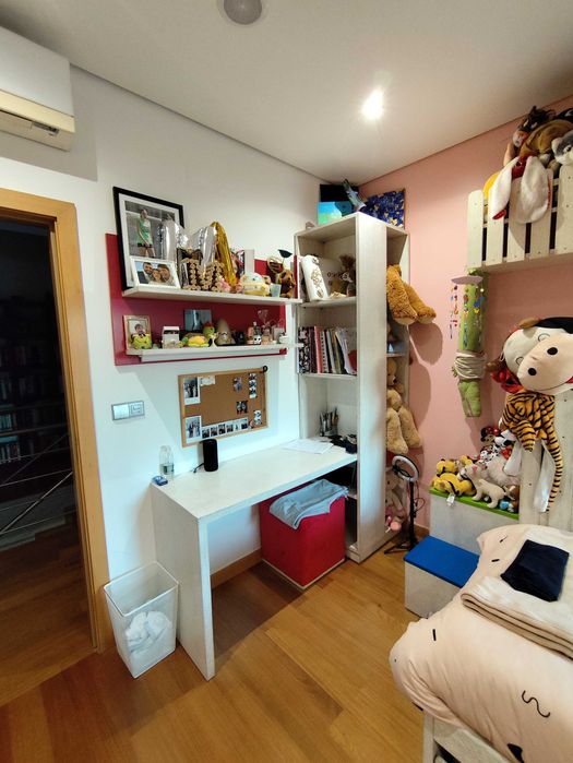 Quarto Juvenil completo - Mobília de qualidade Paços Ferreira