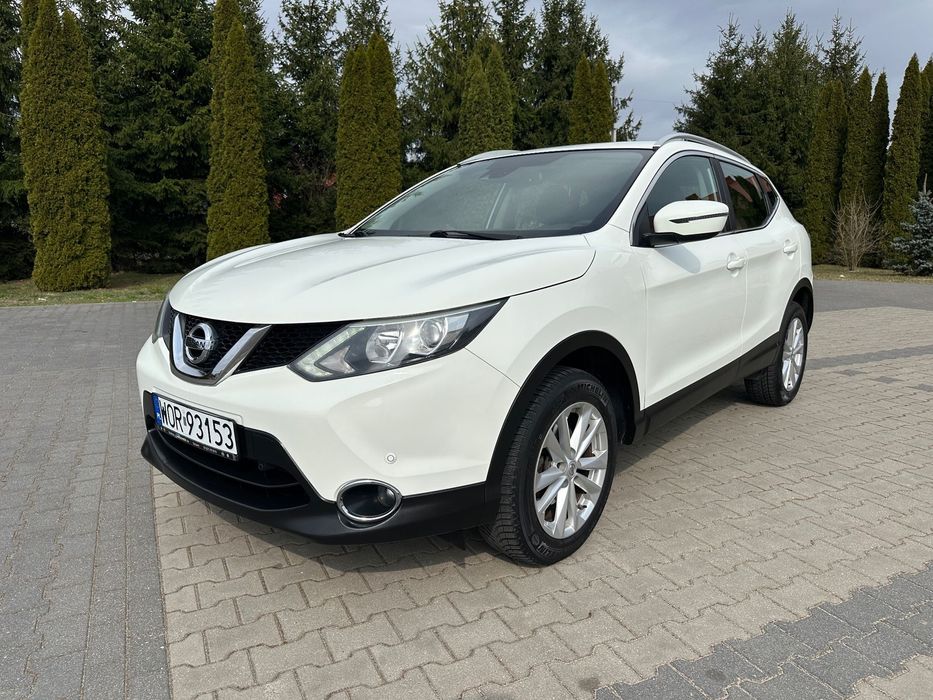 Nissan Qashqai 2015 Benzyna LED Kamera Czujniki Zarejestrowany
