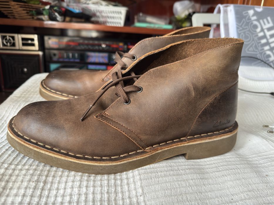 Полуботинки фірми Clarks Англія 42,5 розмір натуральна шкіра -нубук