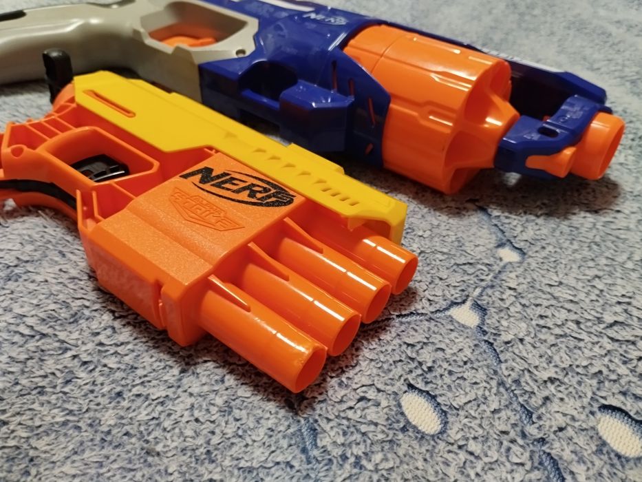 Nerf два бластера без патронів